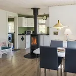 In Aakirkeby With Wifi Vester Somarken