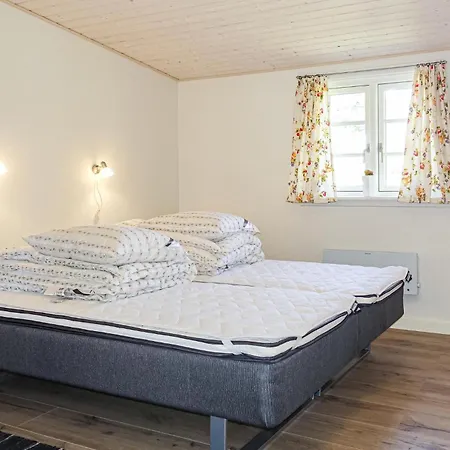 Hébergement de vacances In Aakirkeby With Wifi *